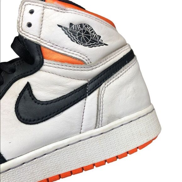 Nike Air Jordan 1 Retro High OG Electro Orange Size 7 - Picture 4 of 16